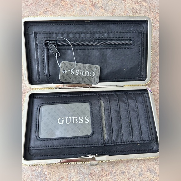 Guess NWT Gold Sparkly Clasp Closure Wallet - Picture 3 of 8